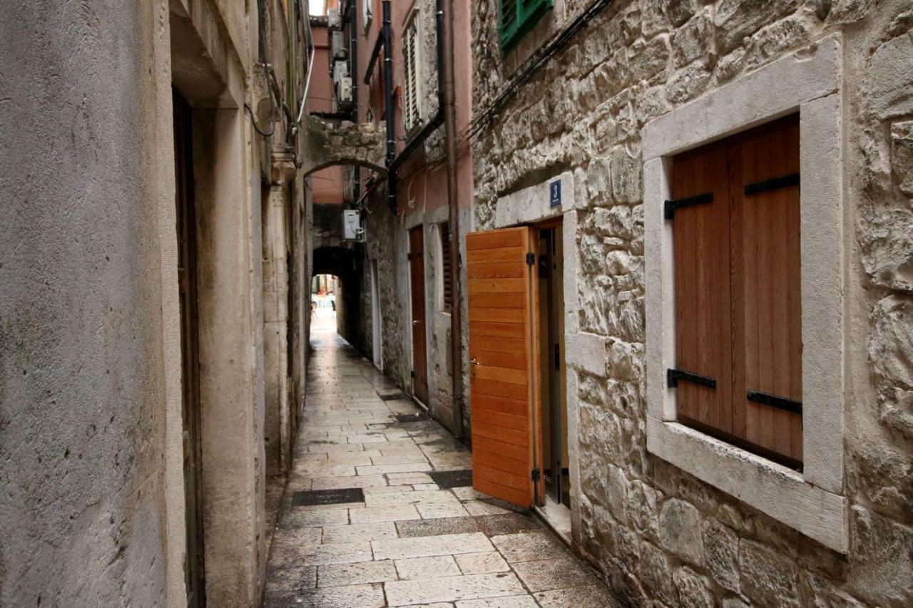 Studio Apartment Art Σπλιτ Εξωτερικό φωτογραφία
